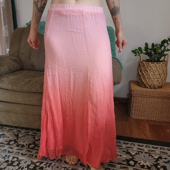 Chicos Pink Ombre Dyed Maxi Skirt Size 8 - Picture 3 of 5